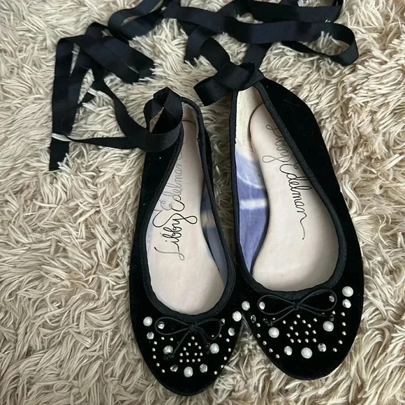 NEW LIBBY EDELMAN CLAIRE STUDDED BLACK VELVET RIBBON BALLET FLATS SHOES - Picture 1 of 6